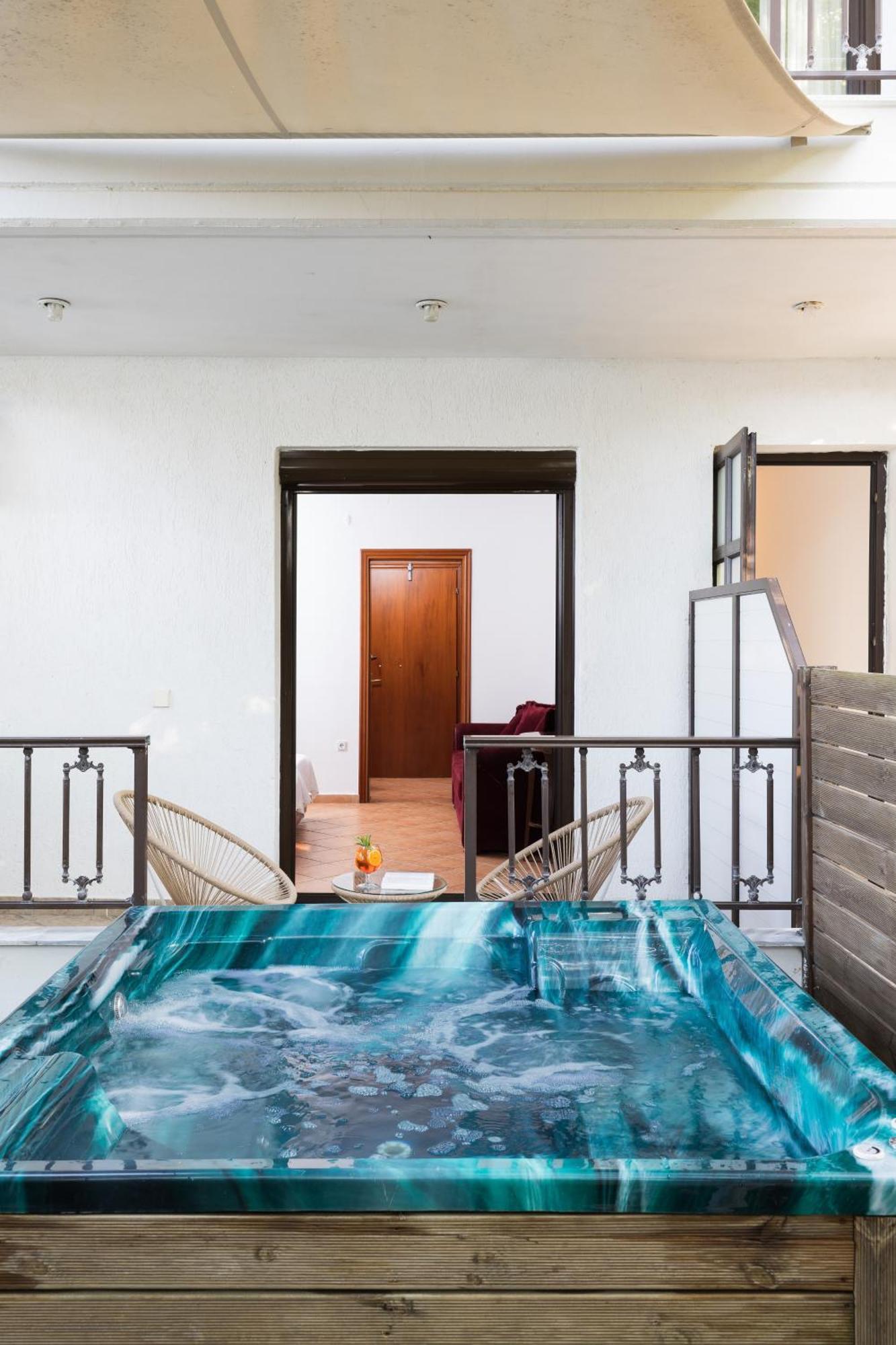 Kymata Hotel 2*